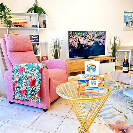 Apartment Golden Palm By Becherish