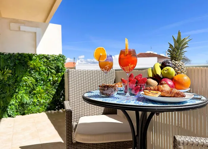 Golden Palm By Becherish *