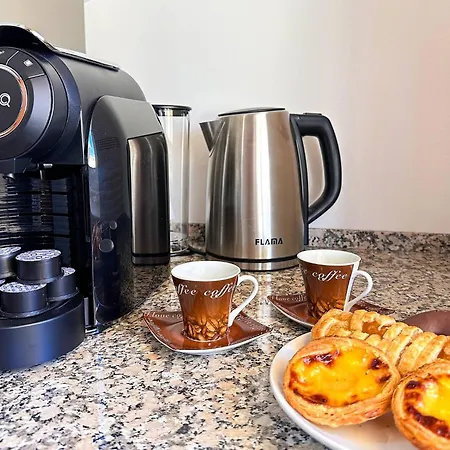 Golden Palm By Becherish *