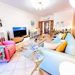 Apartment Golden Palm By Becherish *